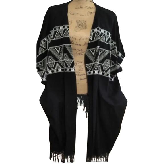 World Market Black Embroidered Lace Fringe Open Front Kimono Free Size MSRP $110 - Picture 2 of 11